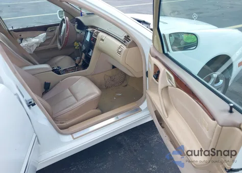 2002 Mercedes-Benz E 320 Special Edition z USA, uszkodzony, nr VIN WDBJF65J52B431463